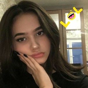 Meet your Posher, Caroline